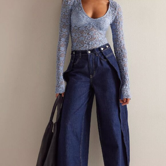 Pucker Up layering top - Picture 3 of 4